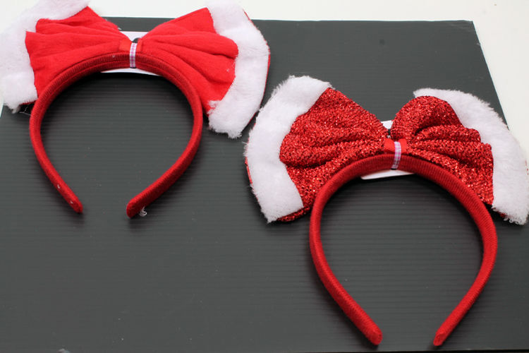 Picture of 8600 RED FABRIC CHRISTMAS BAND WITH LARGE RED BOW